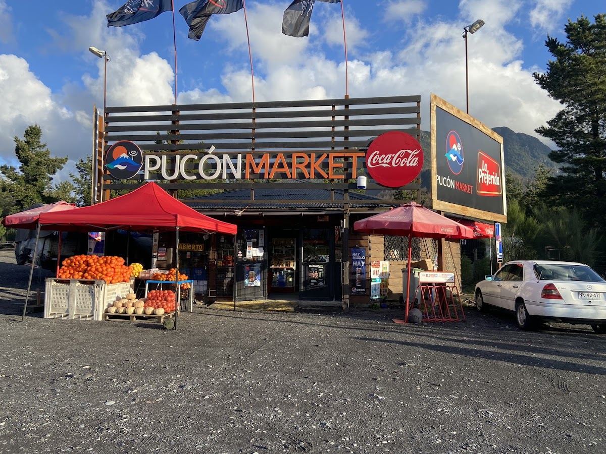 Pucón Market